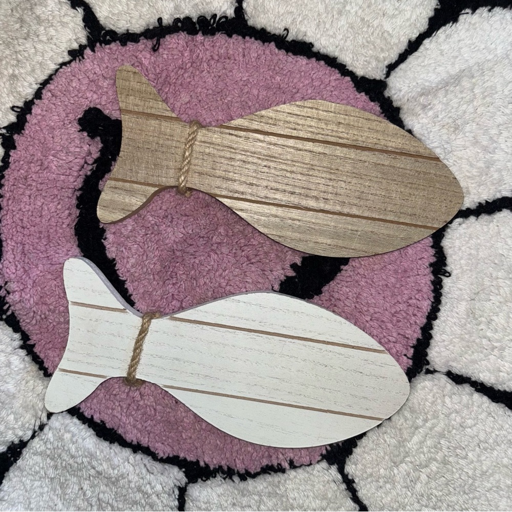 Wooden Fish Decor Set - White and Natural Wood
